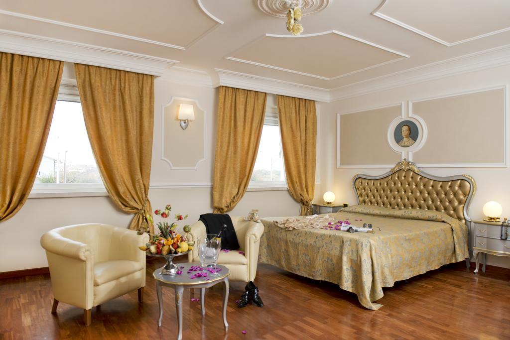Hotel Villa Medici Rocca San Giovanni Ngoại thất bức ảnh